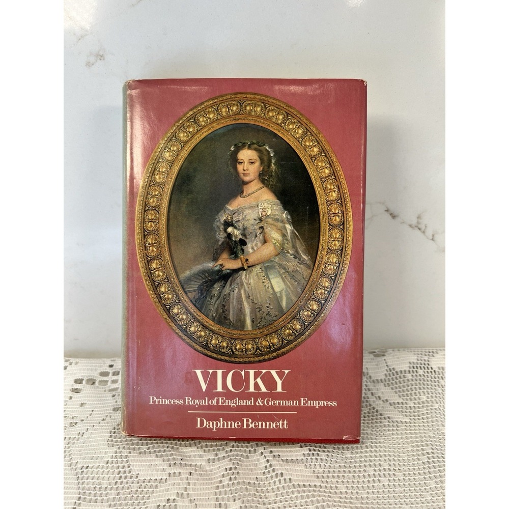 Vicky Princess Royal of England & German Empress 1971 HC Daphne Bennett